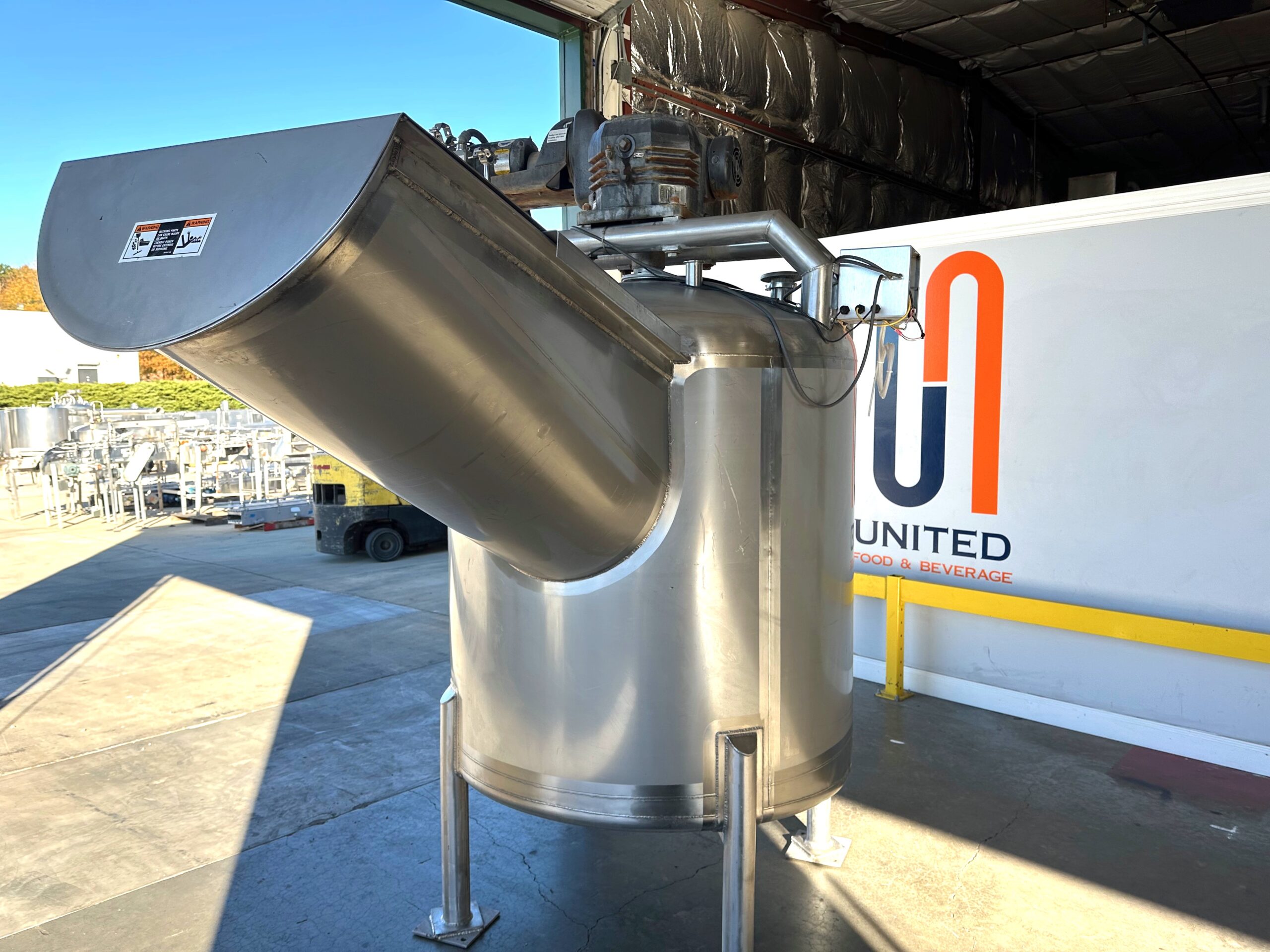 Walker 500 Gallon Chopper Tank for Frozen Juice Concentrate Blocks - Image 10