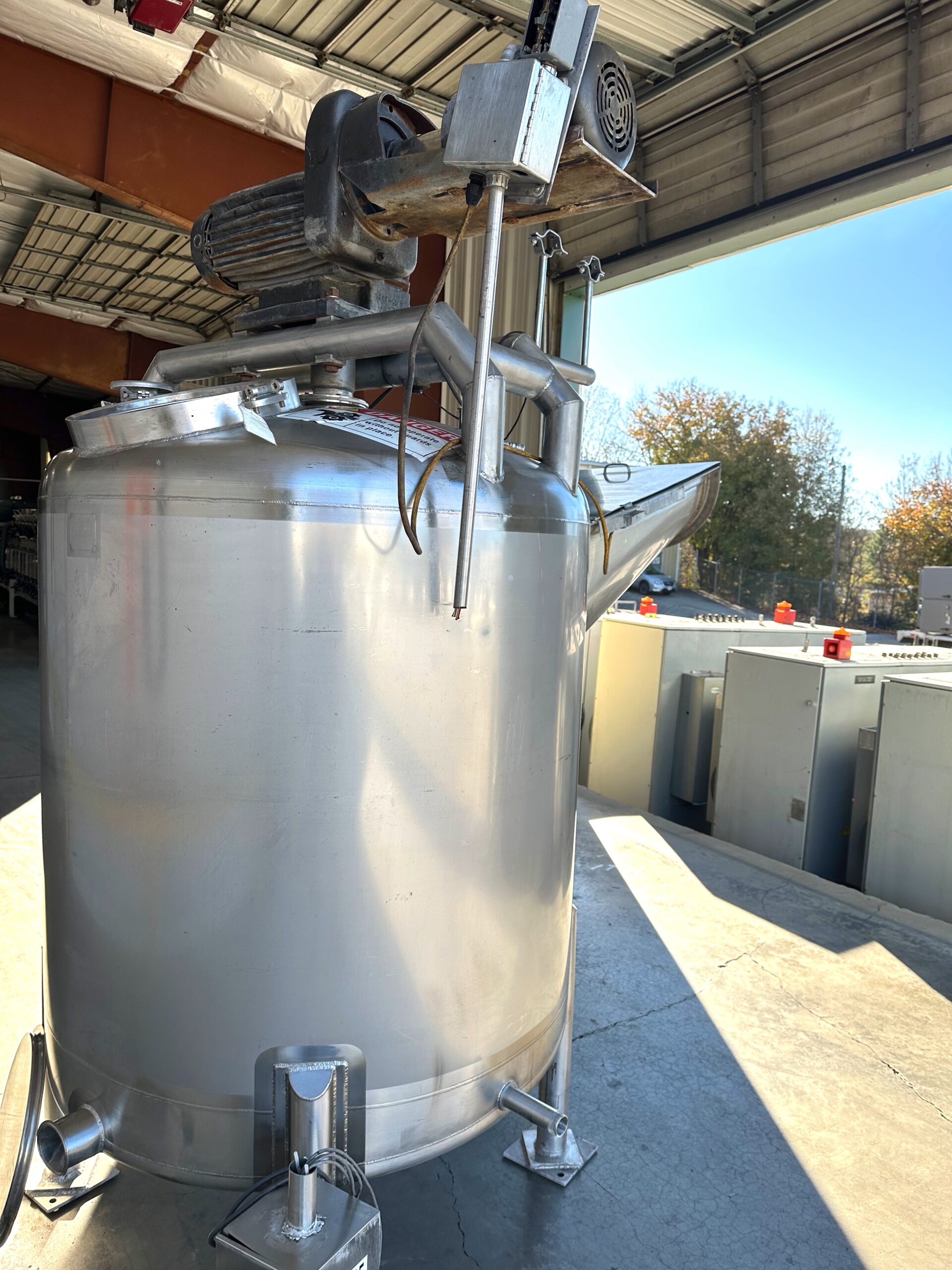 Walker 500 Gallon Chopper Tank for Frozen Juice Concentrate Blocks - Image 6