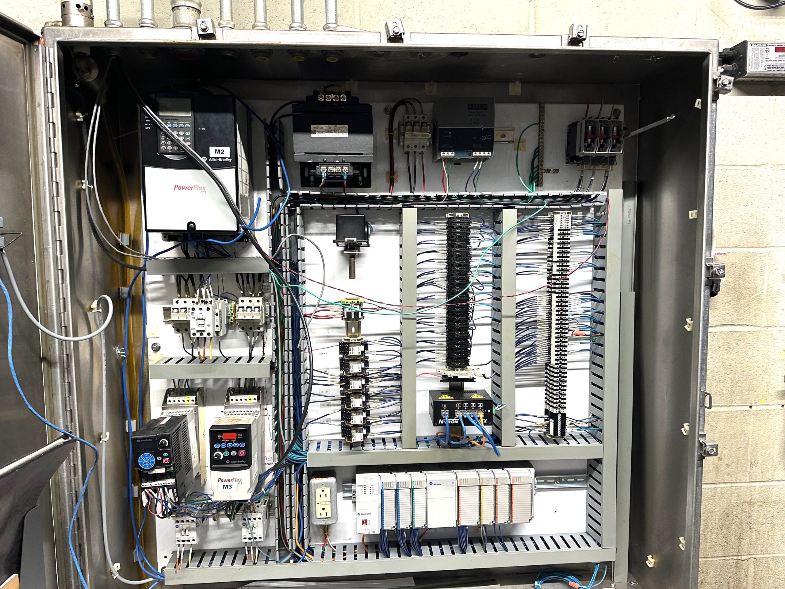 Crown 60 Valve Filler with 12 Head Crowner - Image 6