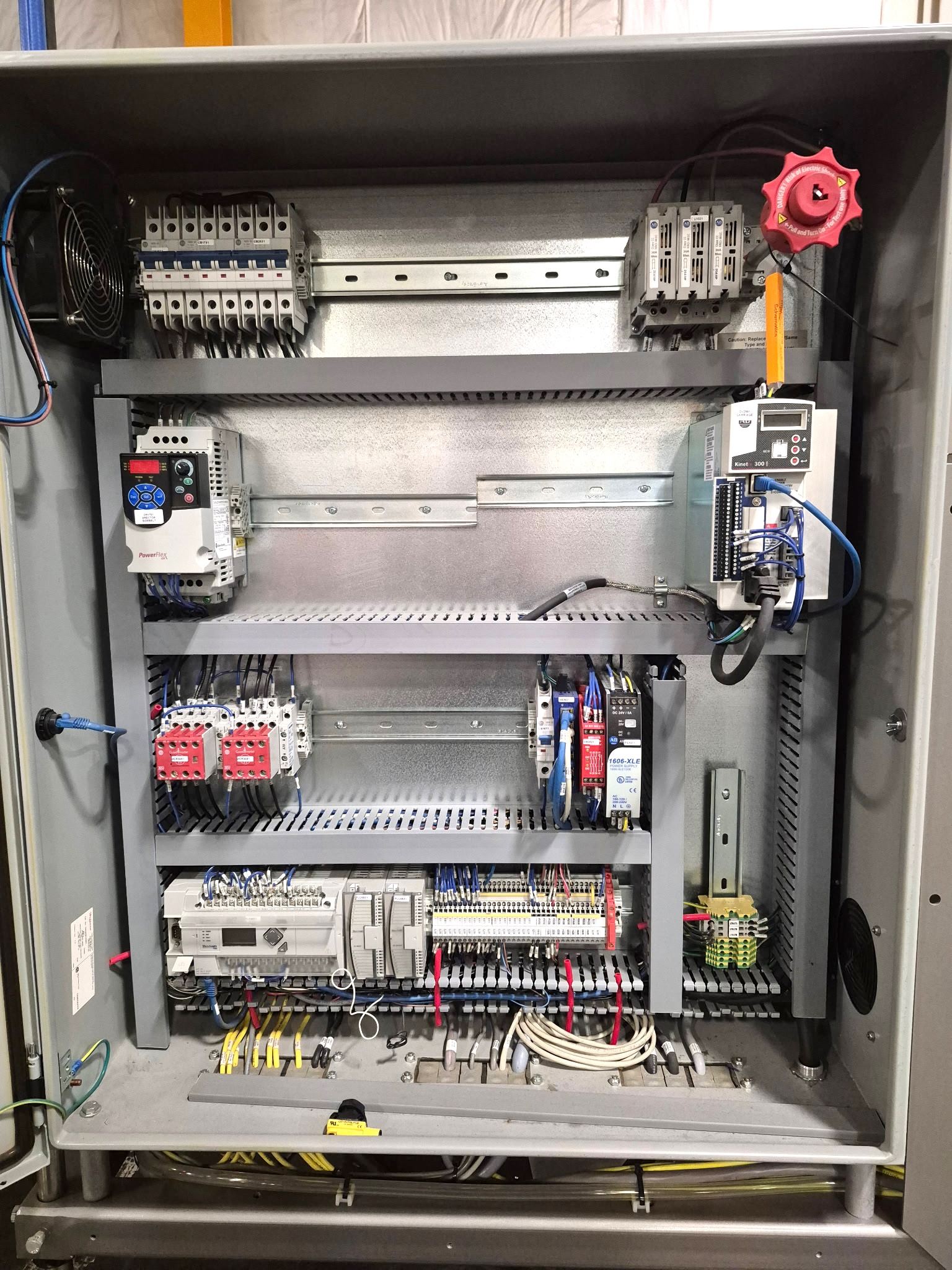 Combi 2-EZ SB Automatic Case Erector with Tape - Image 7