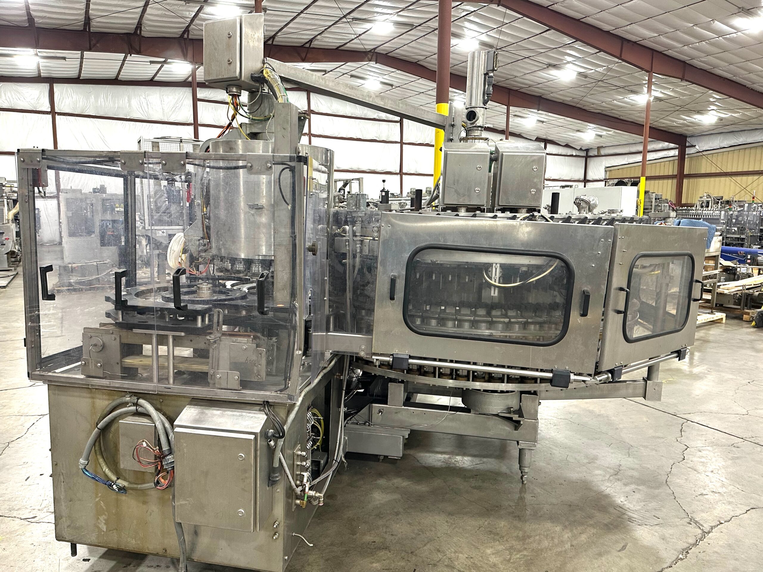 Crown Century 76 Valve Filler with 19 Head Crowner - Glass Bottles - Image 12