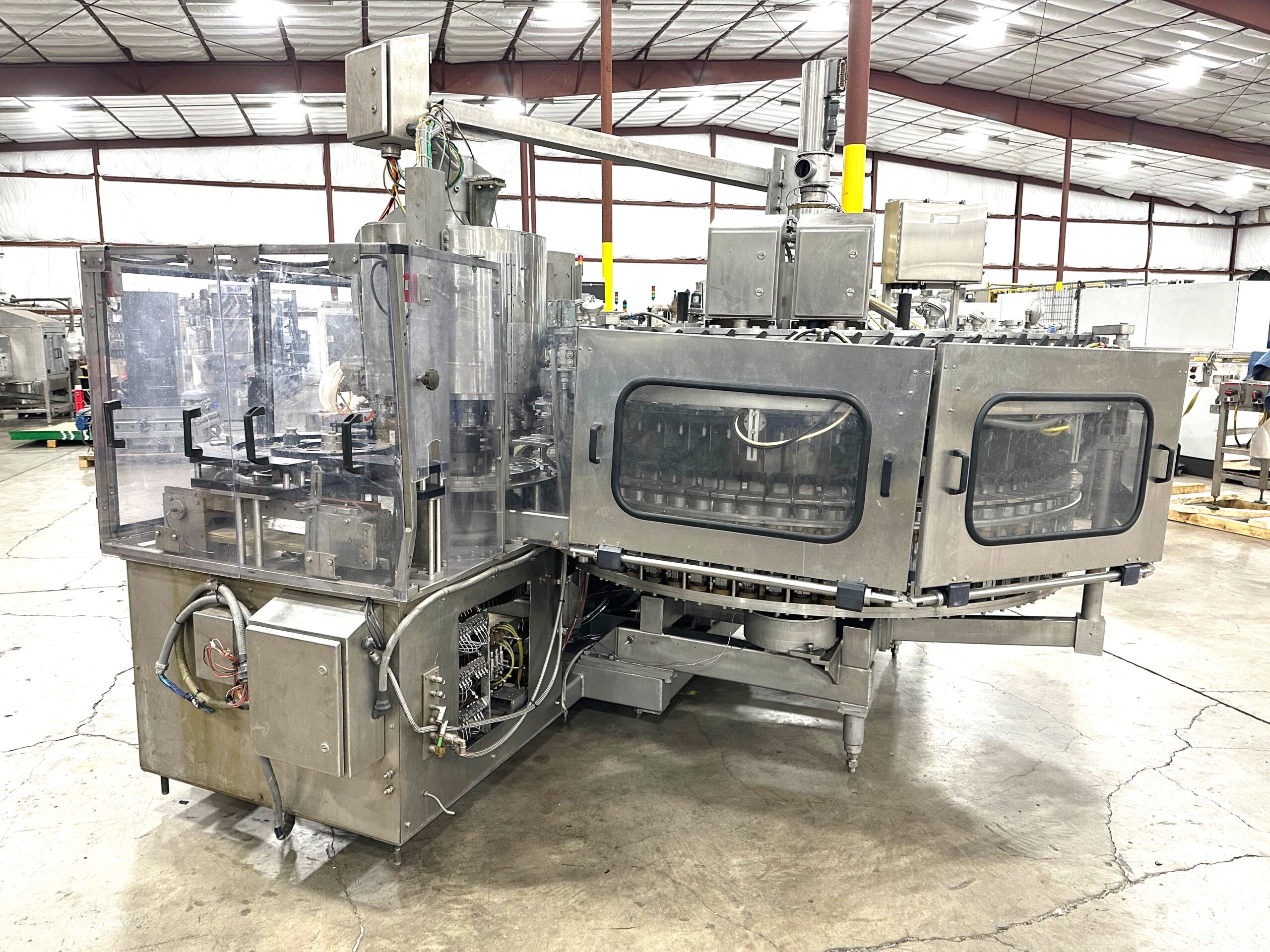 Crown Century 76 Valve Filler with 19 Head Crowner - Glass Bottles - Image 2