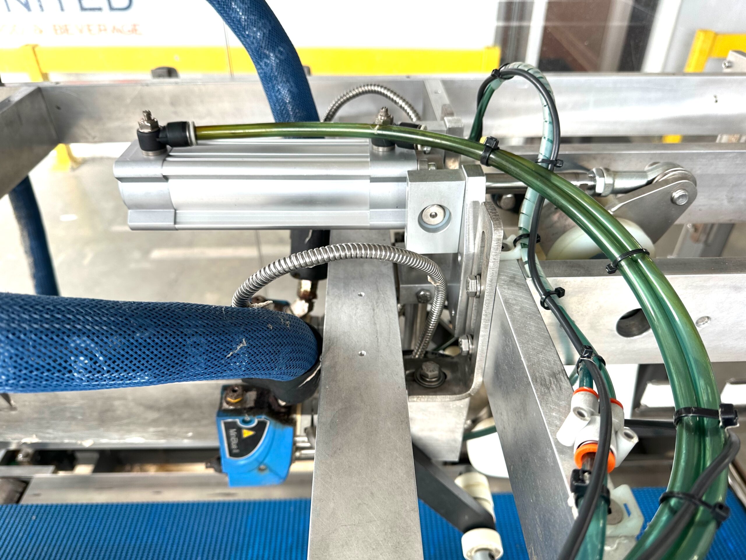 Hamrick Model CS35 Hot Melt Top Case Sealer - New 2018 - Image 9