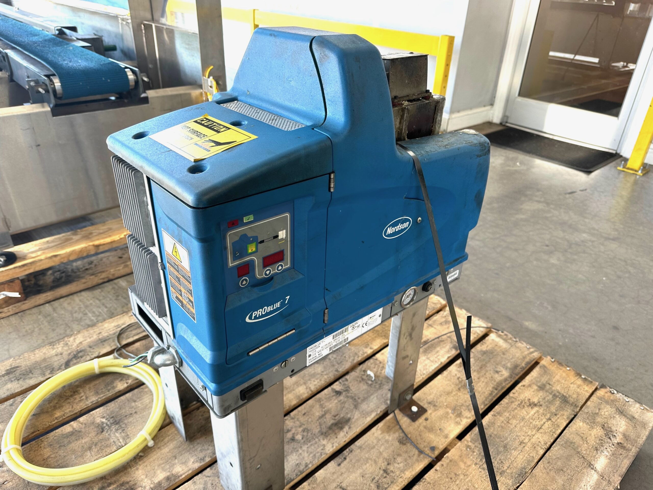 ABC Model 436 Automatic Top Case Sealer with Nordson Glue - Image 10
