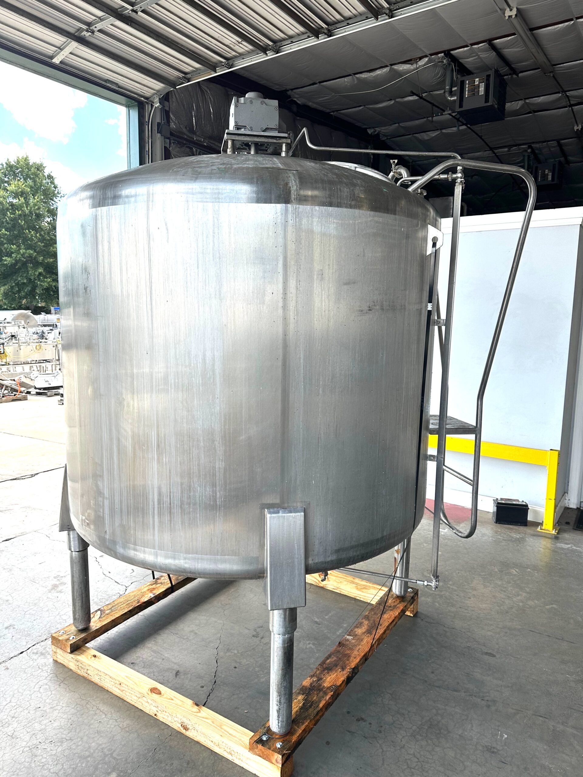 Cherry Burrell 1000 Gallon Vertical Mixing Tank - Image 16