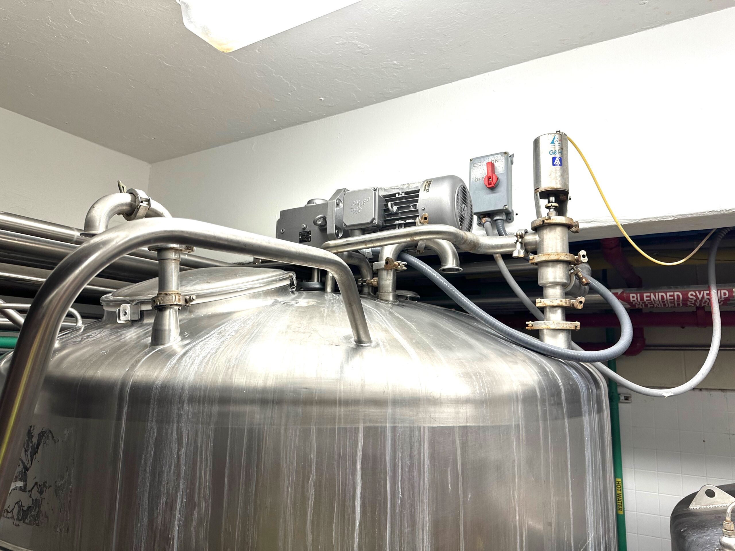 Cherry Burrell 1000 Gallon Vertical Mixing Tank - Image 2