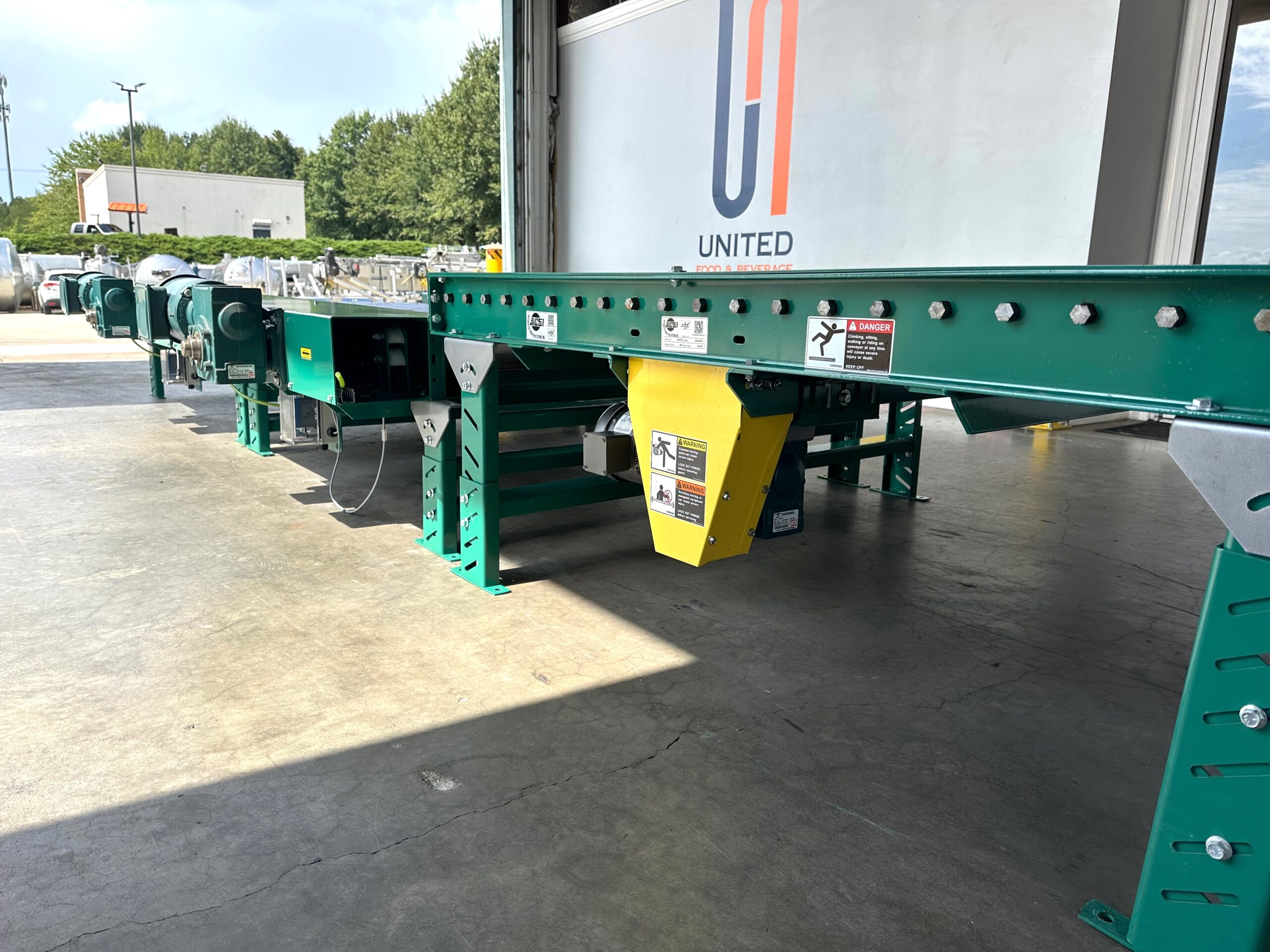 Automated Conveyor Systems - 50 Feet of Powered Pallet Conveyor - Image 5