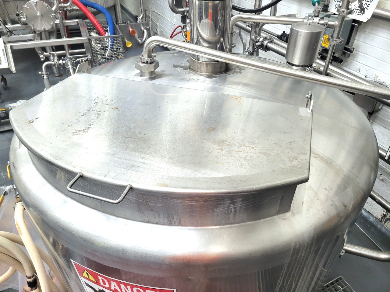 400 Gallon Vertical Stainless Steel Mixing Tank - Image 7