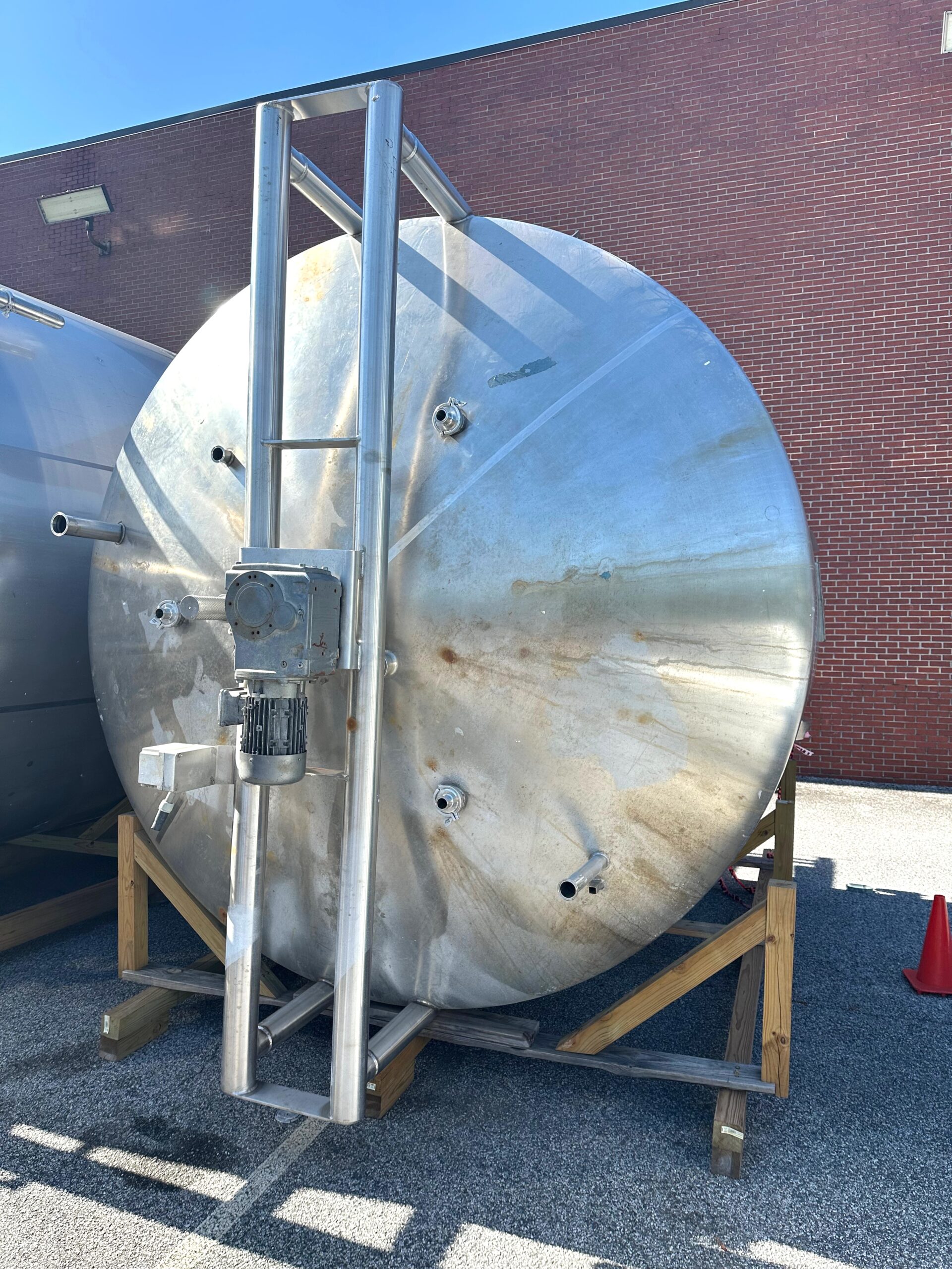 Cherry Burrell 6000 and 10000 Gallon Mixing Tanks - Image 7