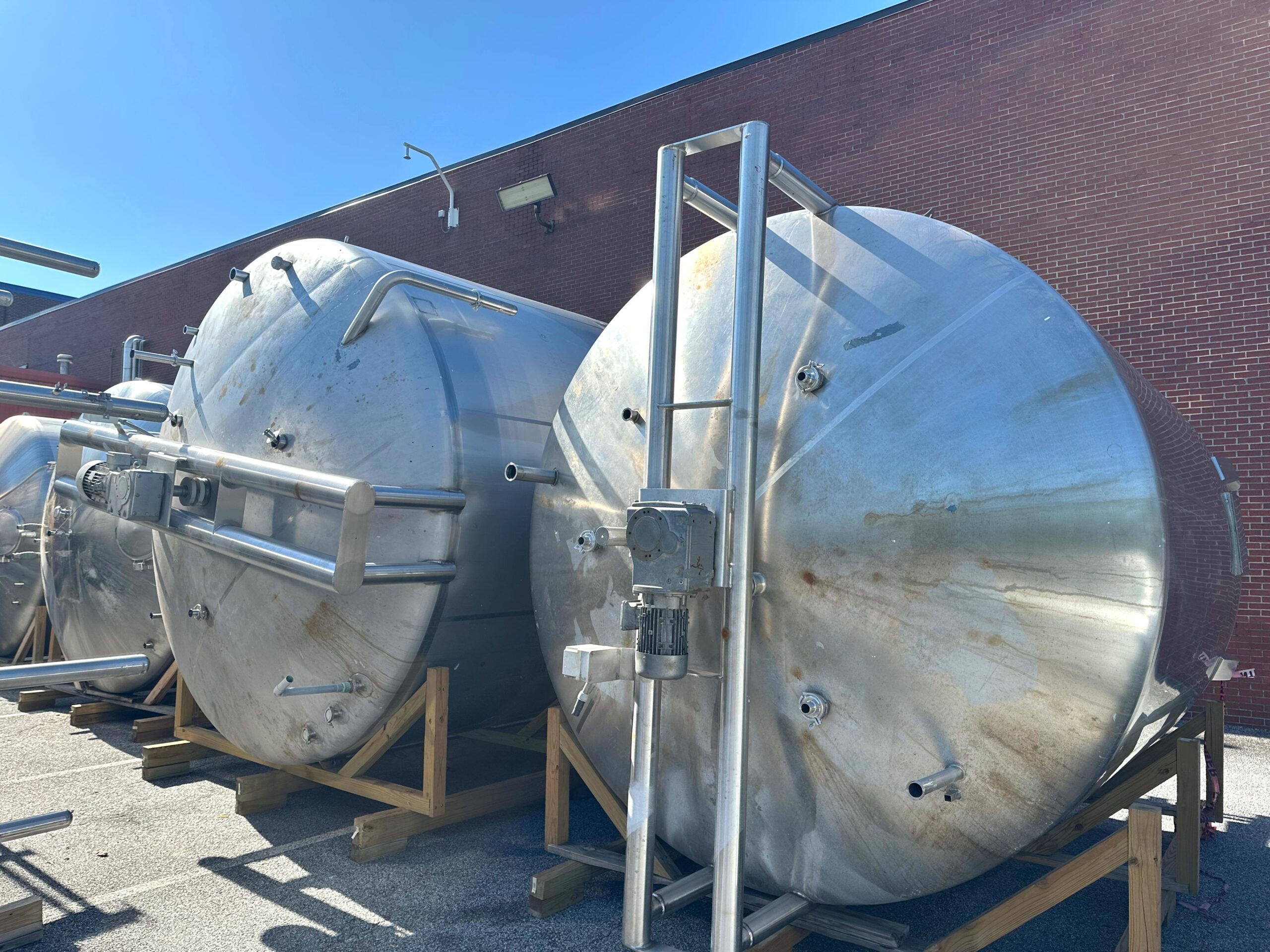 Cherry Burrell 6000 and 10000 Gallon Mixing Tanks - Image 2